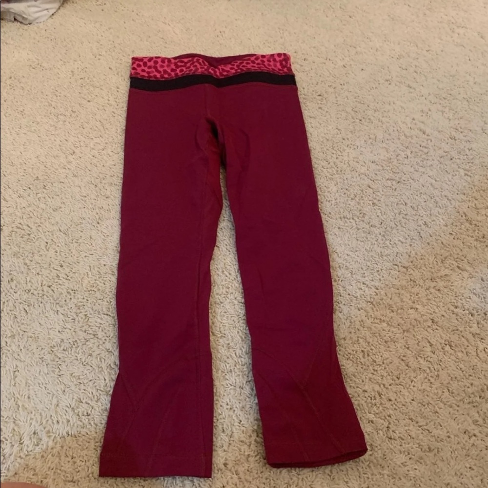 Cropped to knee lululemon leggings